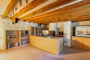 Photo 15- click for photo gallery